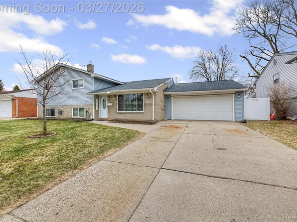 8710 Leslie Dr, Sterling Heights, MI 48314