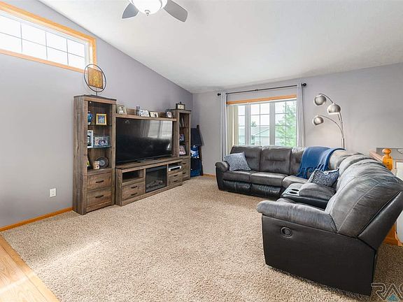 4th image of 612 Eagle Ave