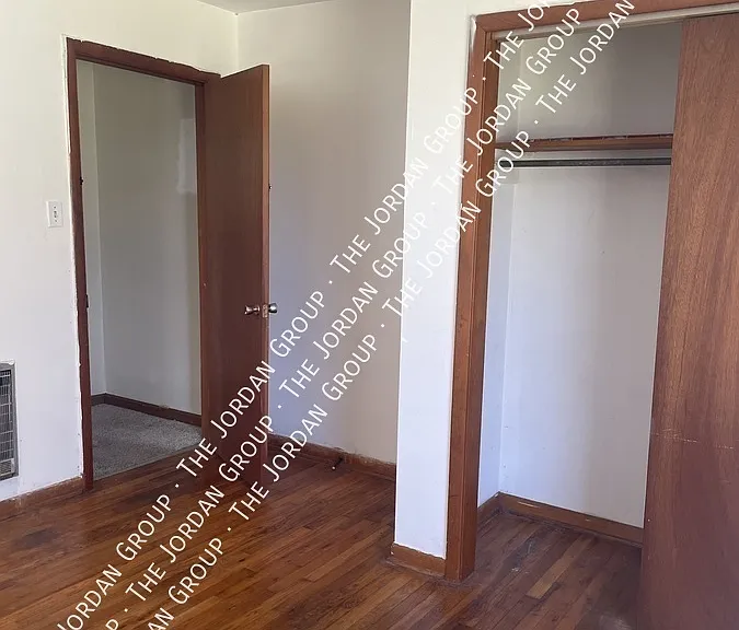 398 Hietts Ln #C — Photo 6