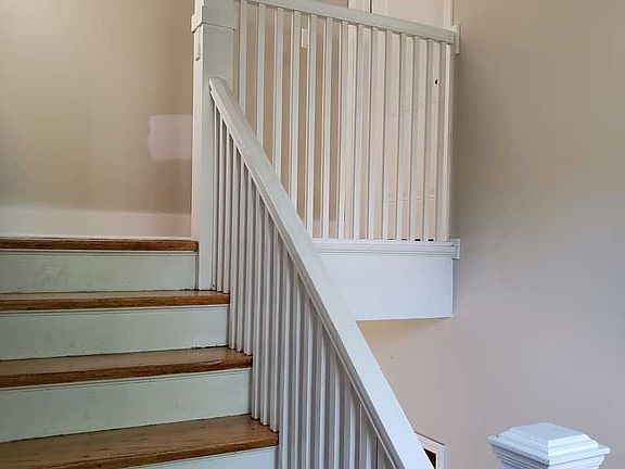 3rd image of 4711 N Monticello Ave #2