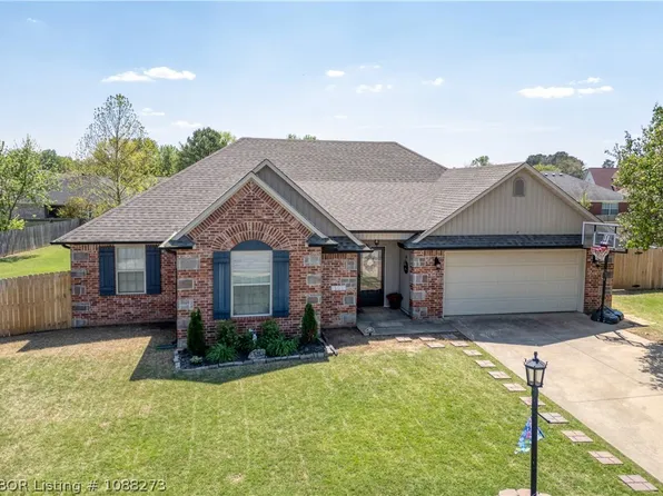 1207 Bur Pl, Alma, AR 72921
