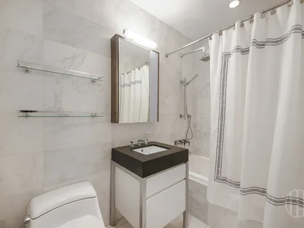 75 Wall Street image 5 of 9