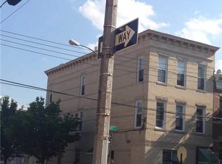 6051 69th Ave, Ridgewood, NY 11385