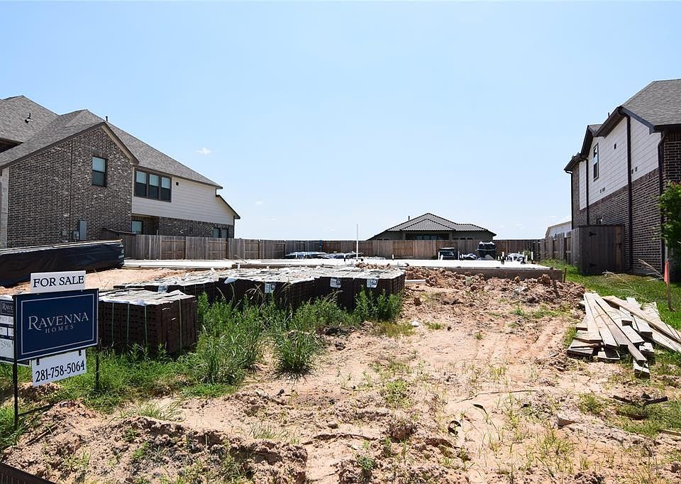 1st image of 19127 Bullard Creek Dr