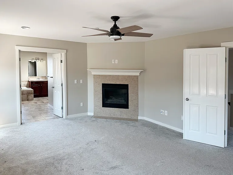 1848 Miller Dr — Photo 7