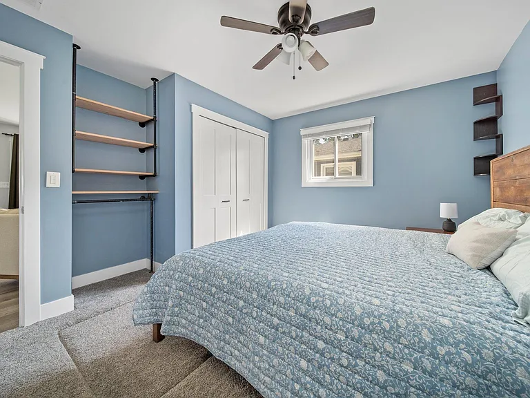 5458 Military Ave — Photo 19