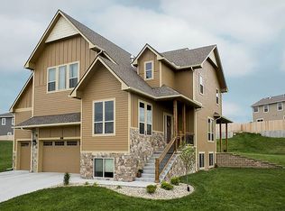 417 Firethorn Ct, Manhattan, KS 66503