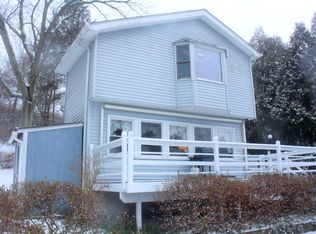 53 Lakeside Dr E, Belvidere, NJ 07823