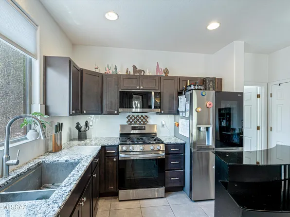 9210 E Desert Cove Cir, Tucson, AZ 85730
