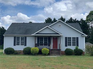 1264 Point Ct, Tappahannock, VA 22560