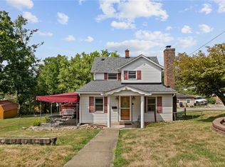 233 Cherry Ave, Houston, PA