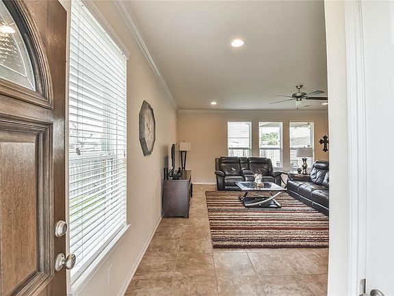 3rd image of 5003 Foxtail Lily Cir
