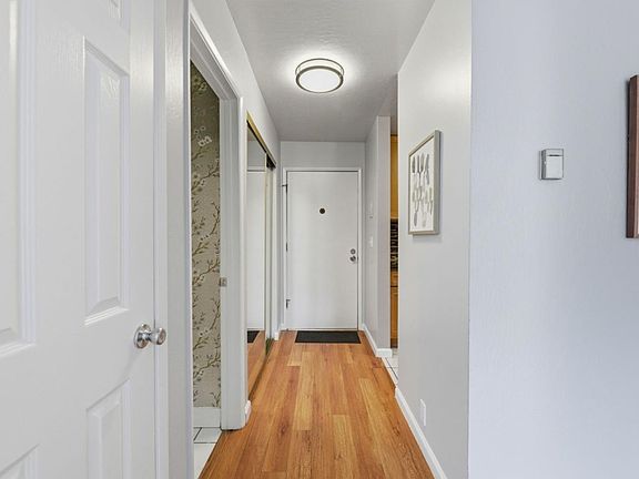 3rd image of 1510 E St APT 23
