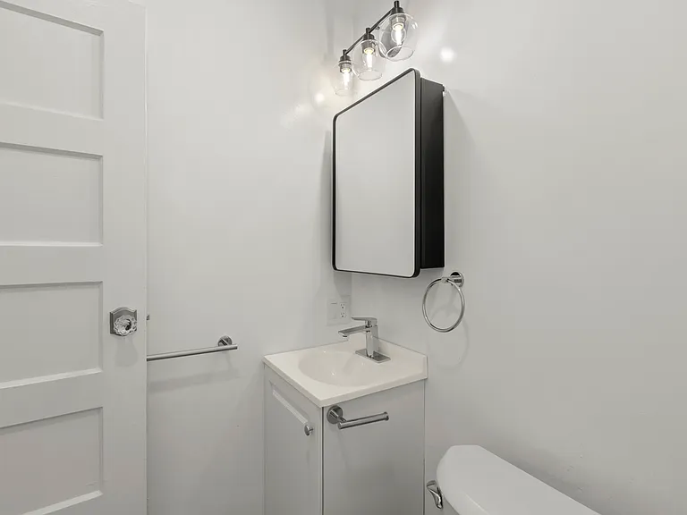2315 Bush St #1 — Photo 14