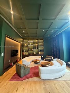 11 NE 6th St #706, Miami, FL, 33132