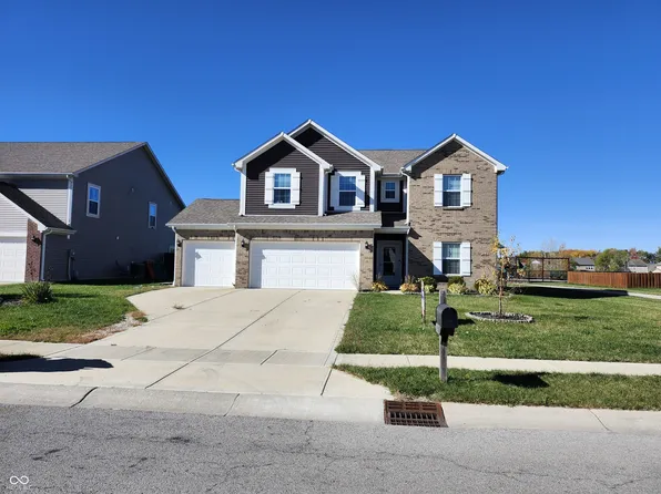 428 N Wyndstone Way, Fortville, IN 46040