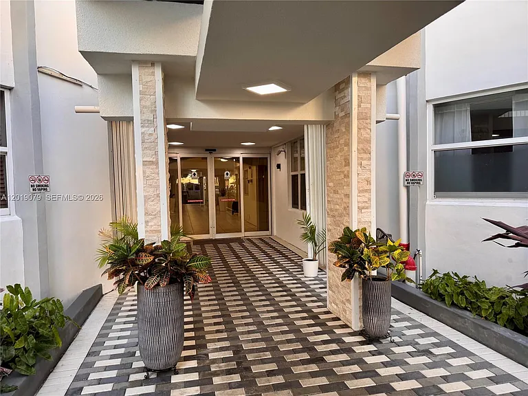 1913 S Ocean Dr #212 — Photo 19