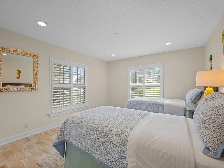 15416 Sunnyland Ln — Photo 28