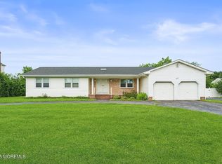 14 Darien Dr, West Long Branch, NJ 07764