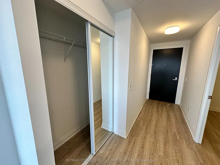 286 Main St #2211 — Photo 6