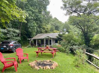 203 Christian Creek Rd, Swannanoa, NC 28778