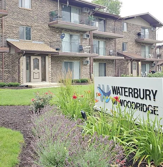 8111 Waterbury Ct — Photo 1