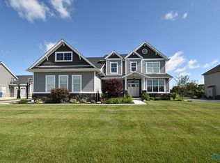 9214 Twin Creek Ln, Sylvania, OH 43560