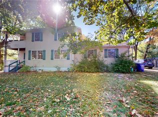 1565 W Ravina Park Rd, Decatur, IL 62526