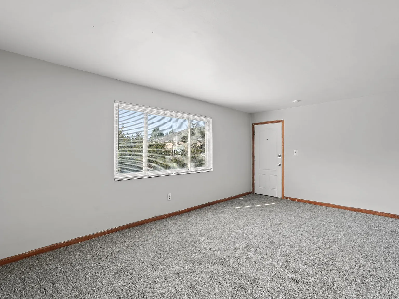 3442 E Broad Street - Unit 3442 C — Photo 2