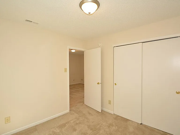 12162 Maize Dr — Photo 19
