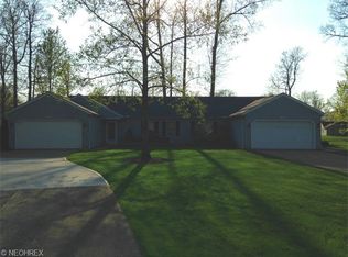 1860 Candlewood Dr, Avon, OH