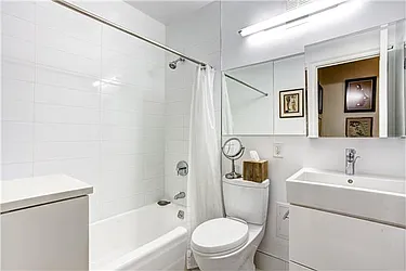 Rented by (Legacy) Elegran