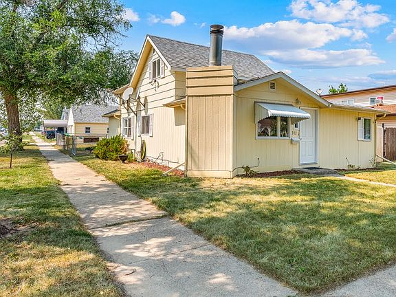 2nd image of 302 6th Ave