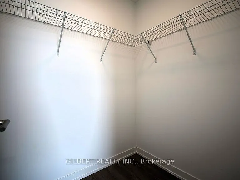 7950 Bathurst St #1806 — Photo 8