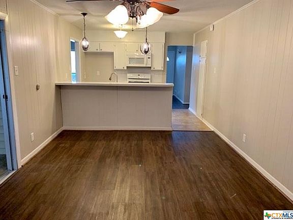 2nd image of 504 W Voelter Ave