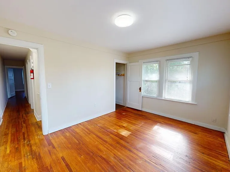 137 Crestview Rd — Photo 12