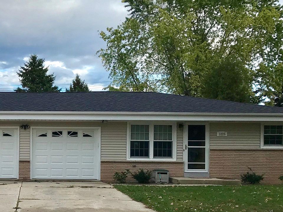 1225 Unit 