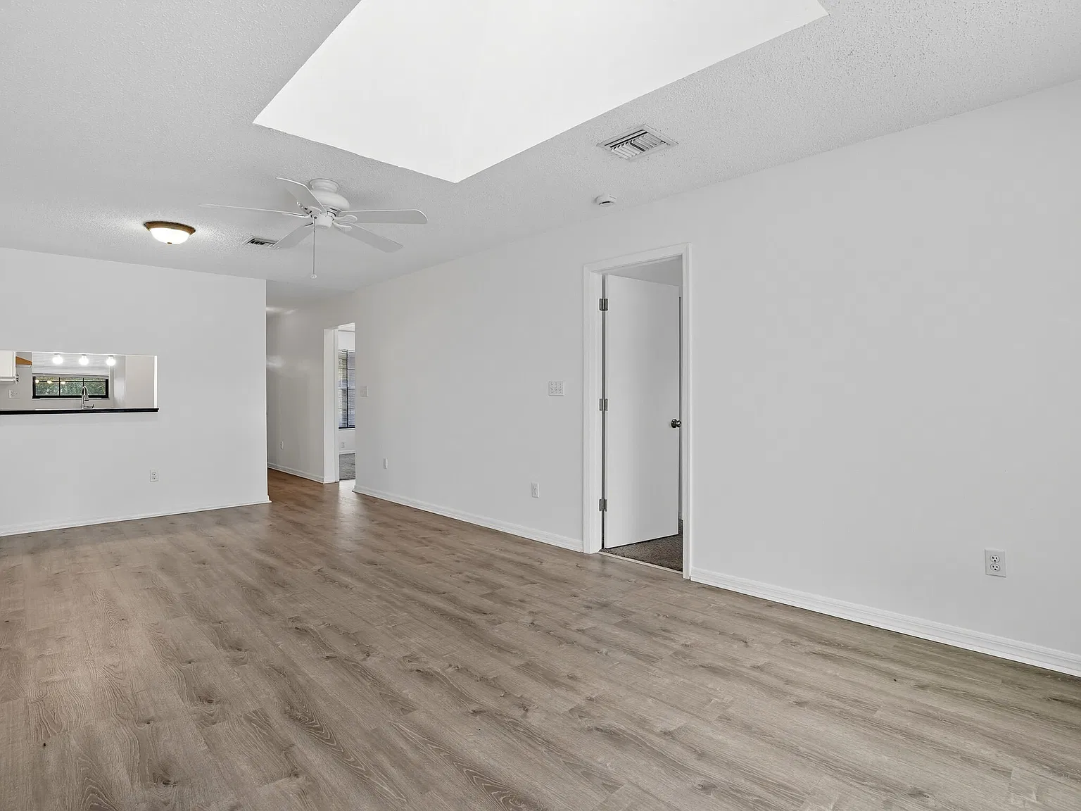 A-5361 Treetops Drive S-204 - S-204 — Photo 4