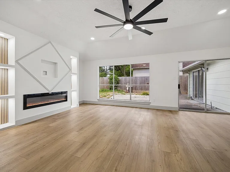 9214 Grandview Park Dr — Photo 12