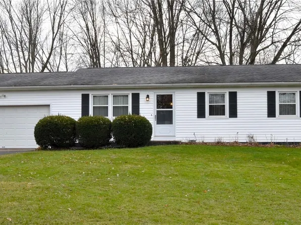 424 Blue Jay Trl, Macedonia, OH 44056