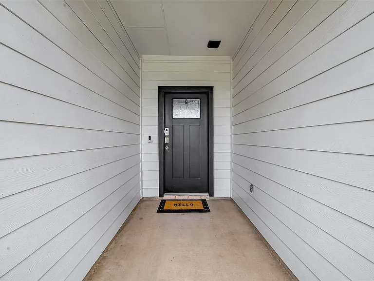 30518 White Cliff Ct — Photo 4