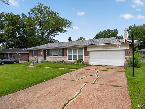 3rd image of 9625 Colony Dr