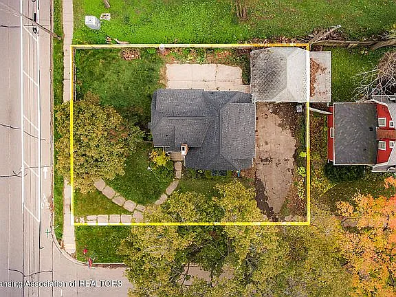 622 Carey St — Photo 12