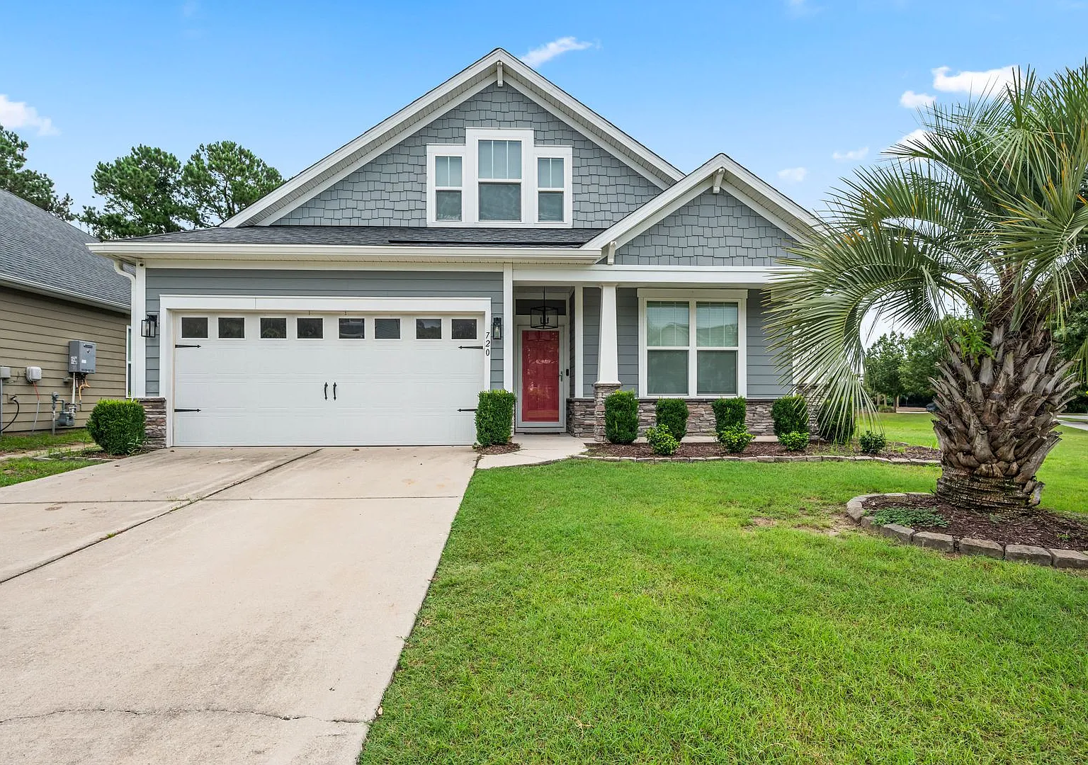 Elevated 5 bedroom James Island home — Photo 1