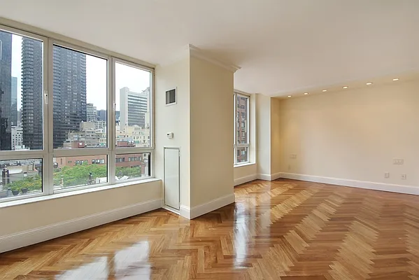 Rented by Corcoran | media 22