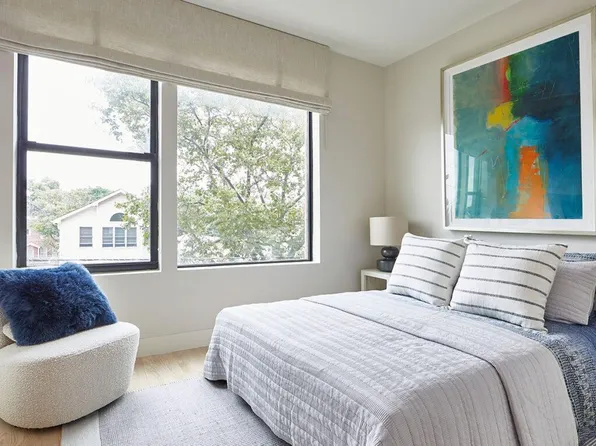 400 Claremont Avenue image 5 of 39