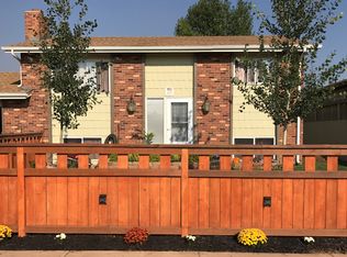 1977 N 9th St, Laramie, WY 82072