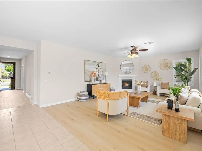 14807 Meadows Way — Photo 3