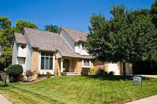 1st image of 6339 S 104th St