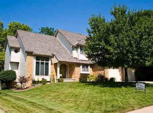 6339 S 104th St, Omaha, NE 68127